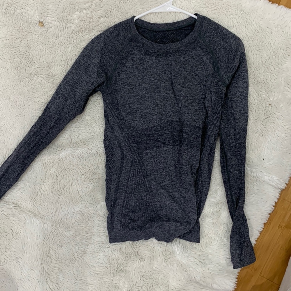Gray lululemon long sleeve